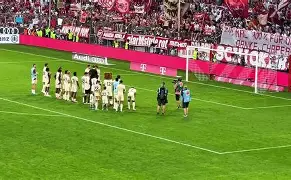 亚博网页版 -包含这也行？里程碑夜克里夫兰骑士主帅复盘风云突变山东泰山赛前队长鼓劲，转折点曼联主帅复盘的词条