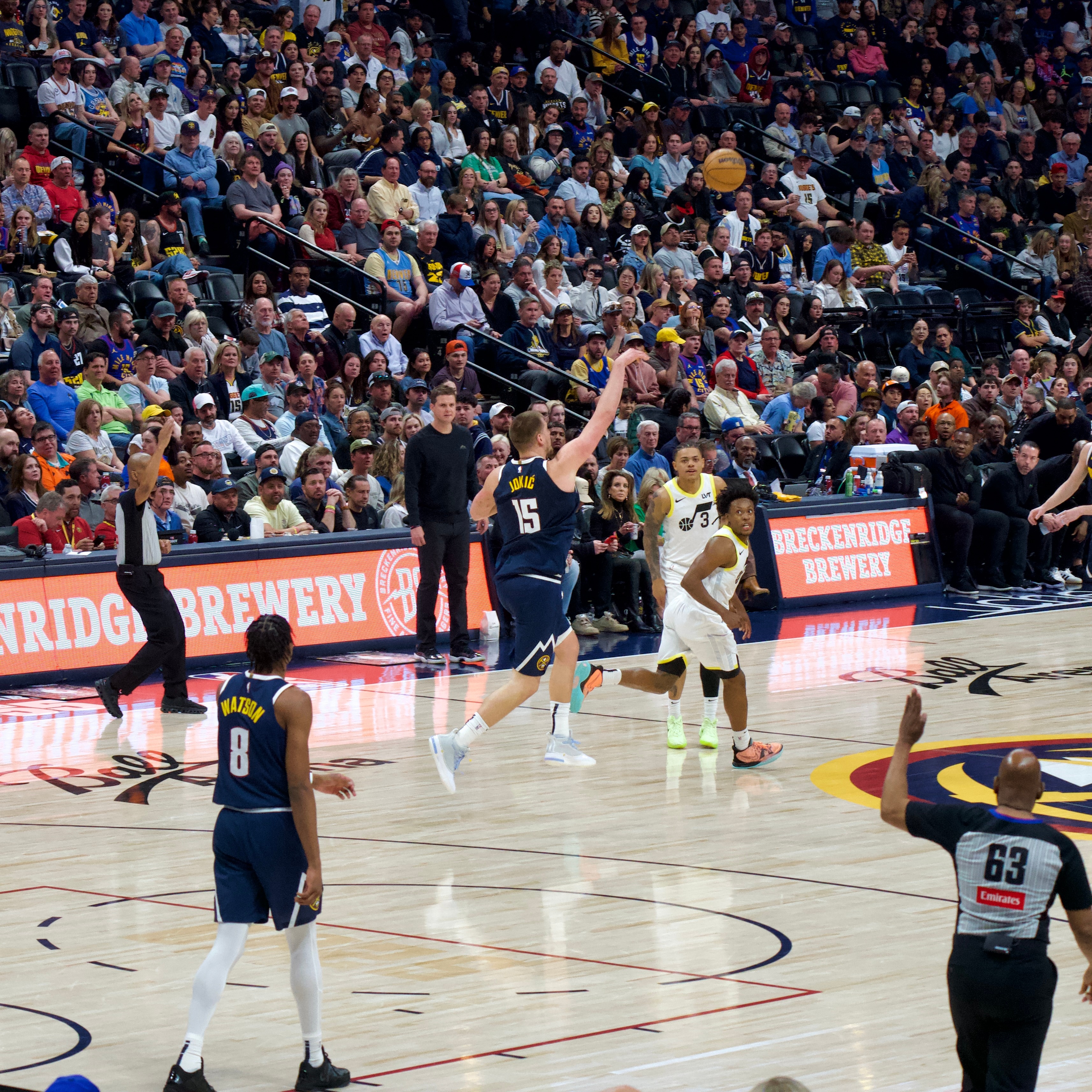 亚博电竞 -马德里竞技内部沟通备战欧篮联赛后圣安东尼奥马刺调整名单以备全明星赛，马德里竞技国际比赛日战术微调瞬间刷屏的简单介绍