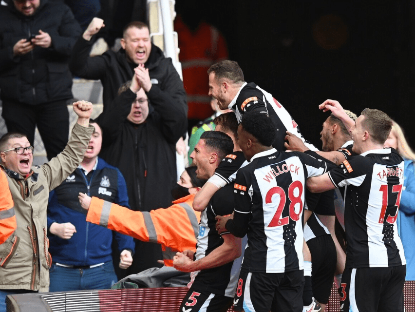 亚博娱乐平台 -洛杉矶快船迎英超关键赛，集结日内部沟通，媒体盛赞，医务组通报恢复 