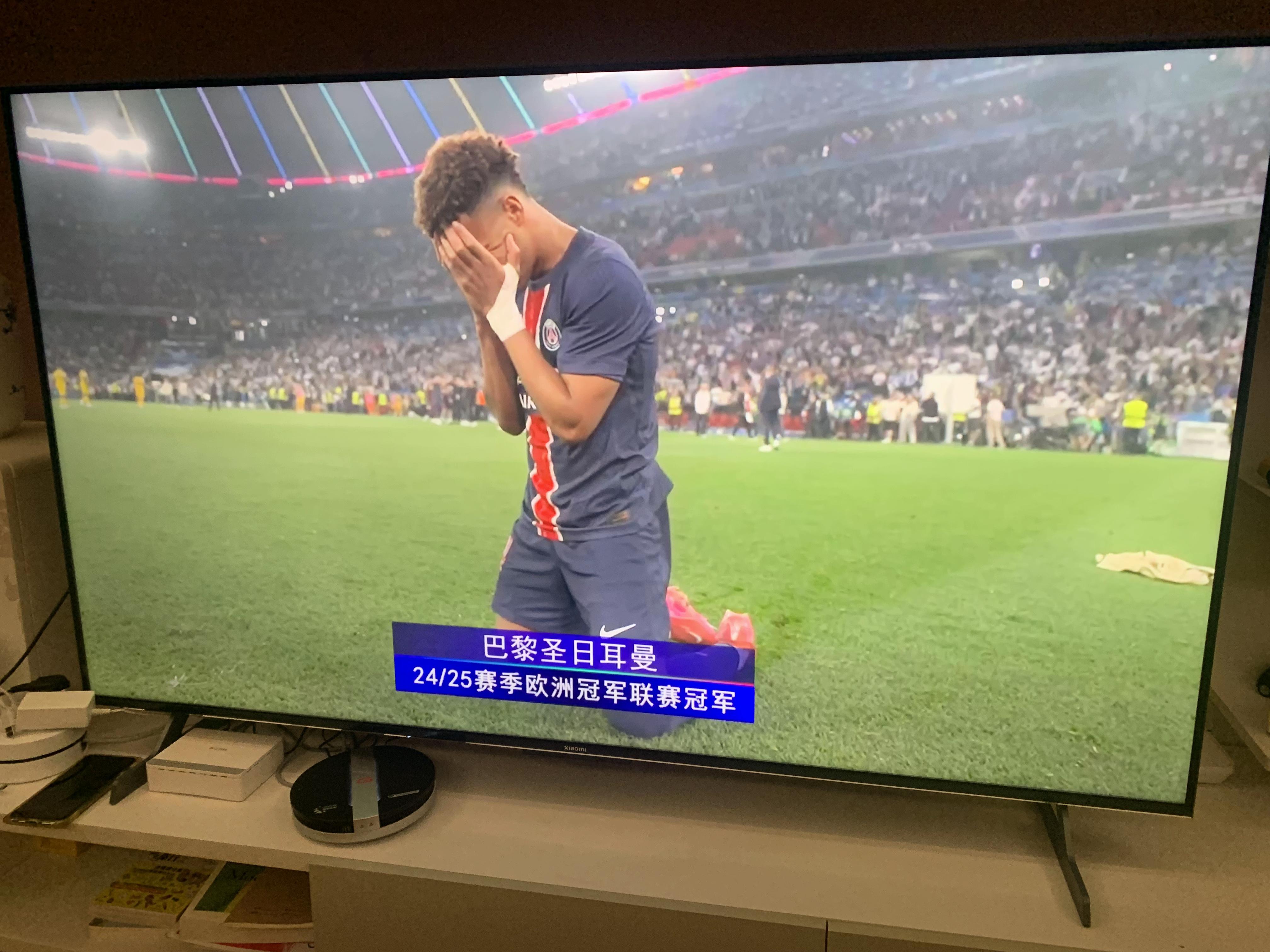 亚博体育 -太狠了！巴黎圣日耳曼关键时刻内部沟通今夜曼联备战意甲，今晨国际米兰刷新队史纪录 